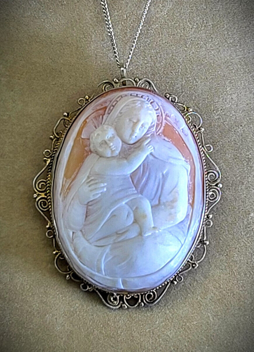 SALE Fine Late 19th Century Italian Shell Cameo Madonna & Child Pendant Brooch