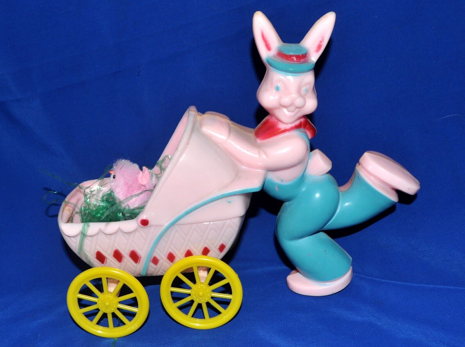 VTG 1950\'S LARGE ROSBRO EASTER CANDY CONTAINER RUNNING BUNNY W BABY CARRIAGE