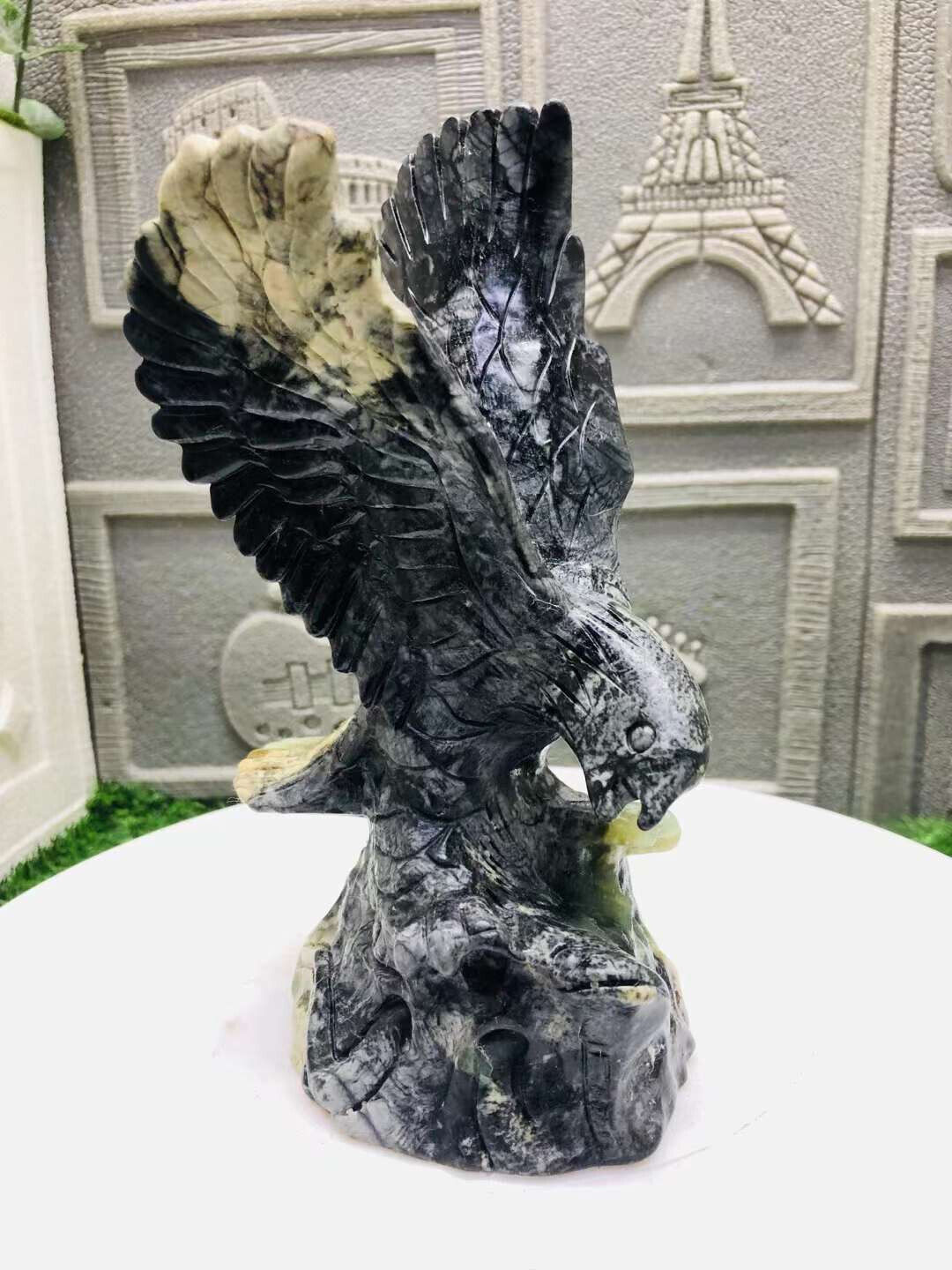 970g  Natural Jade Quartz Hand Carved Eagle Head Skull Crystal Reiki Decor