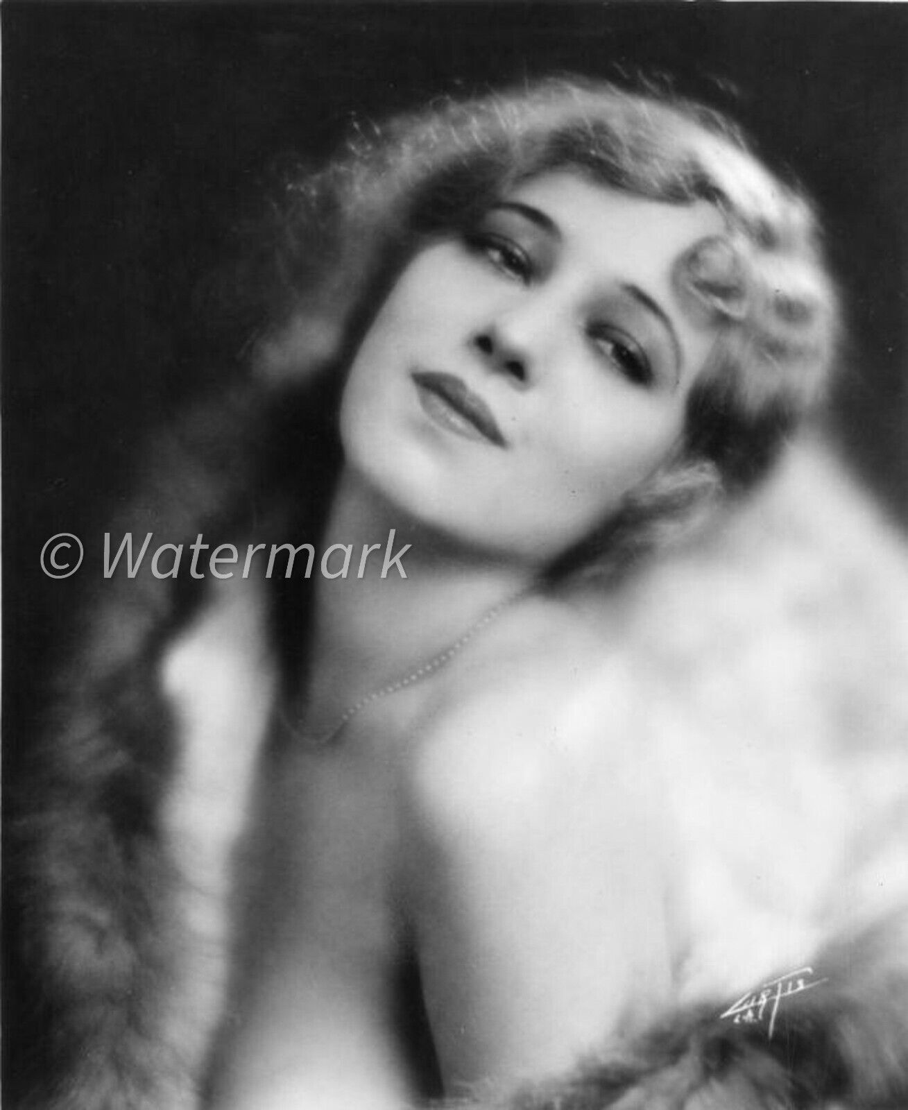 Sally Rand Burlesque Star - Vintage 1920s - sexy dancer - flapper girl 8х10