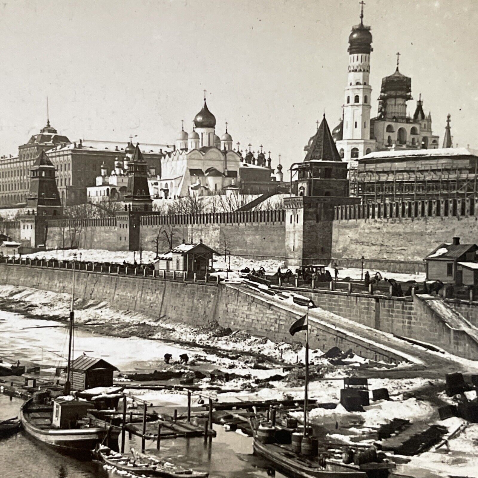 Antique 1920s The Kremlin In Winter Moscow Russia Stereoview Photo Card P4248