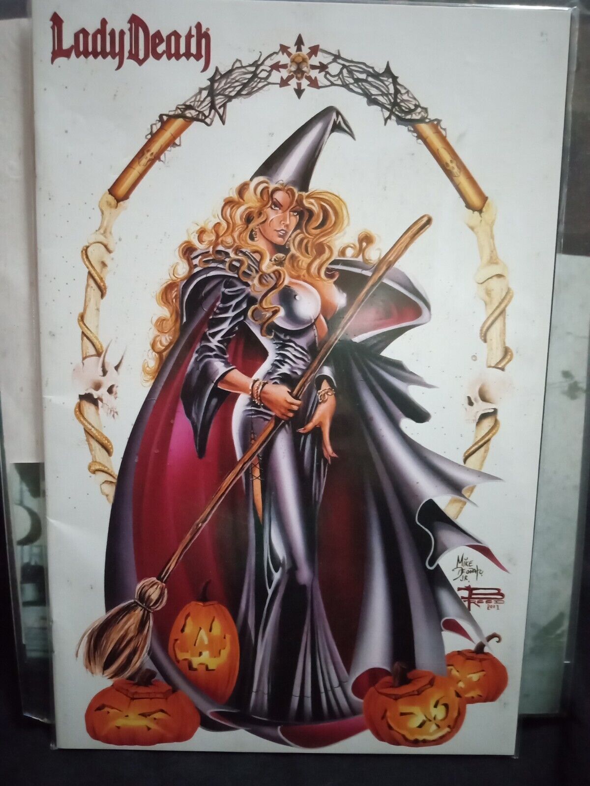 Lady Death Mischief Night #1- Super Premium Edition Limited To 1,000 Copies