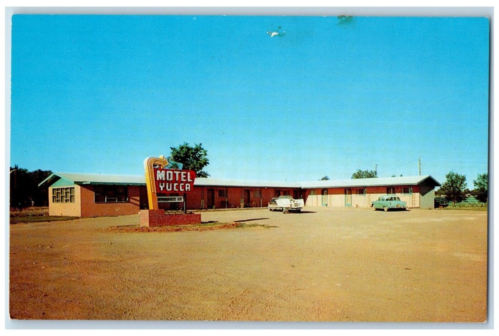 c1950's Yucca Motel Cars Logan New Mexico NM Unposted Vintage Postcard