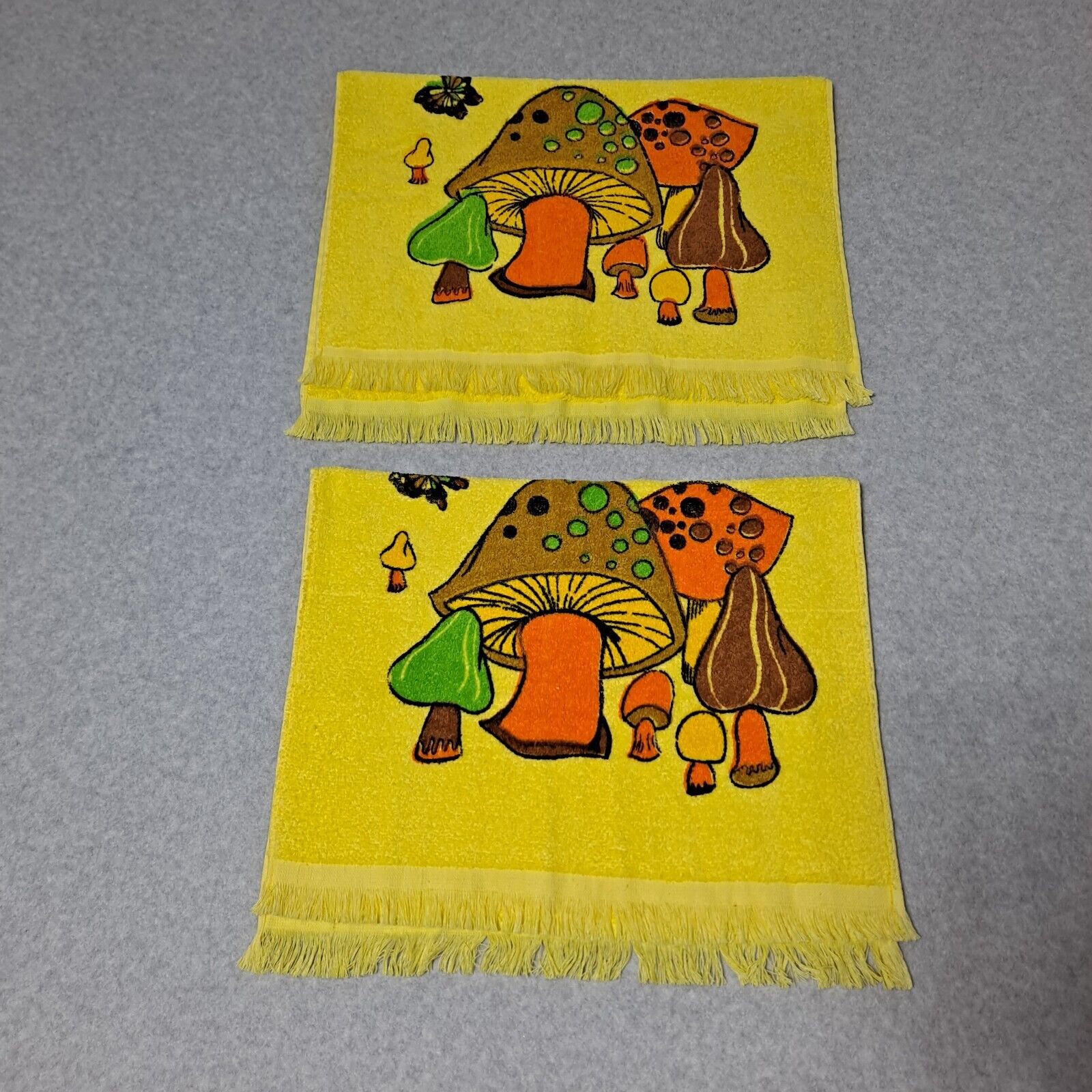 Vintage Merry Mushroom Hand Towels Yellow Retro Soft 60s 70s USA Fringe Set x 2