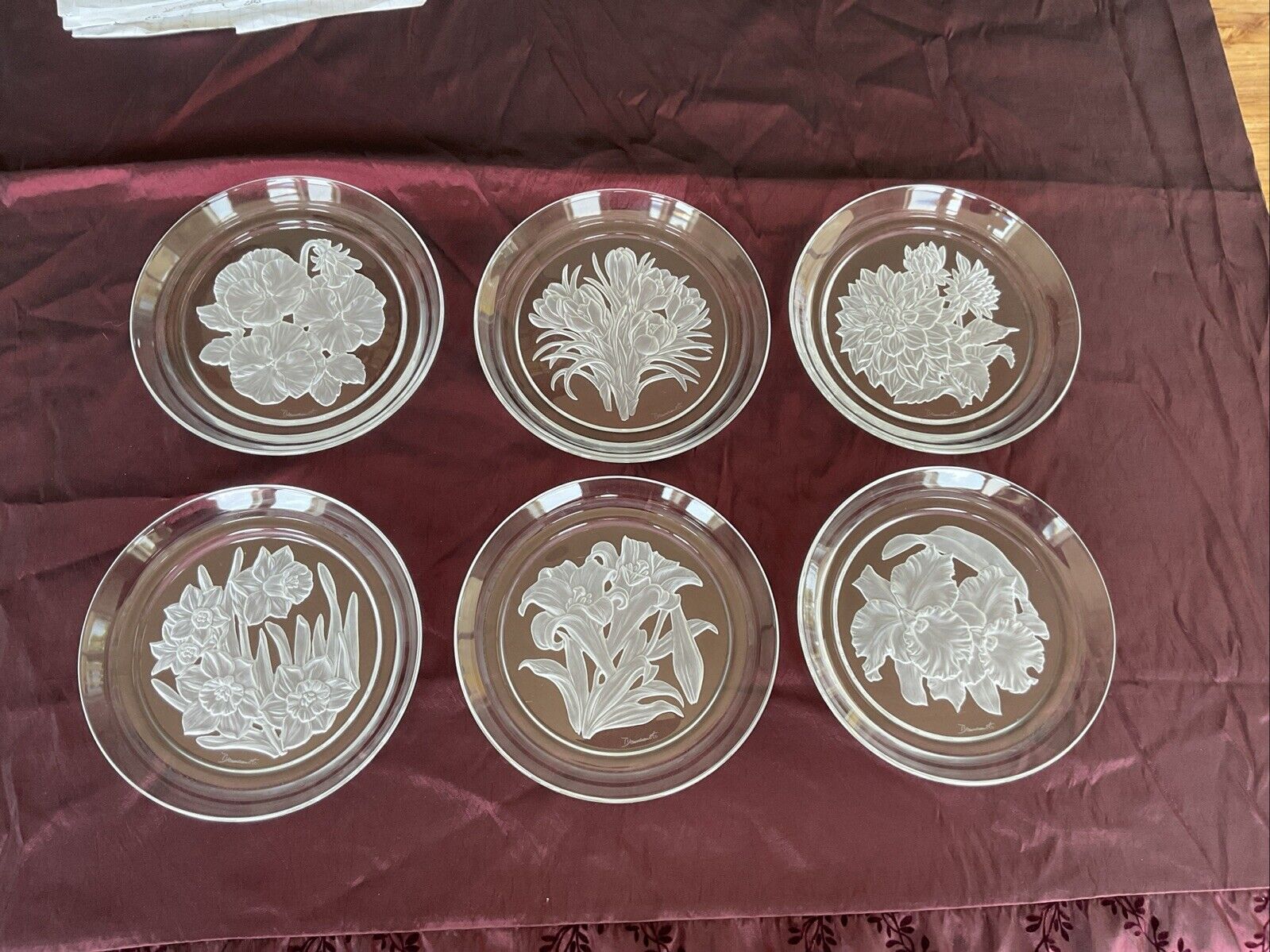 Hoya Yamamoto Frosted Crystal Flowers Of The Month Signed Set Of 6~EUC~8 1/4”