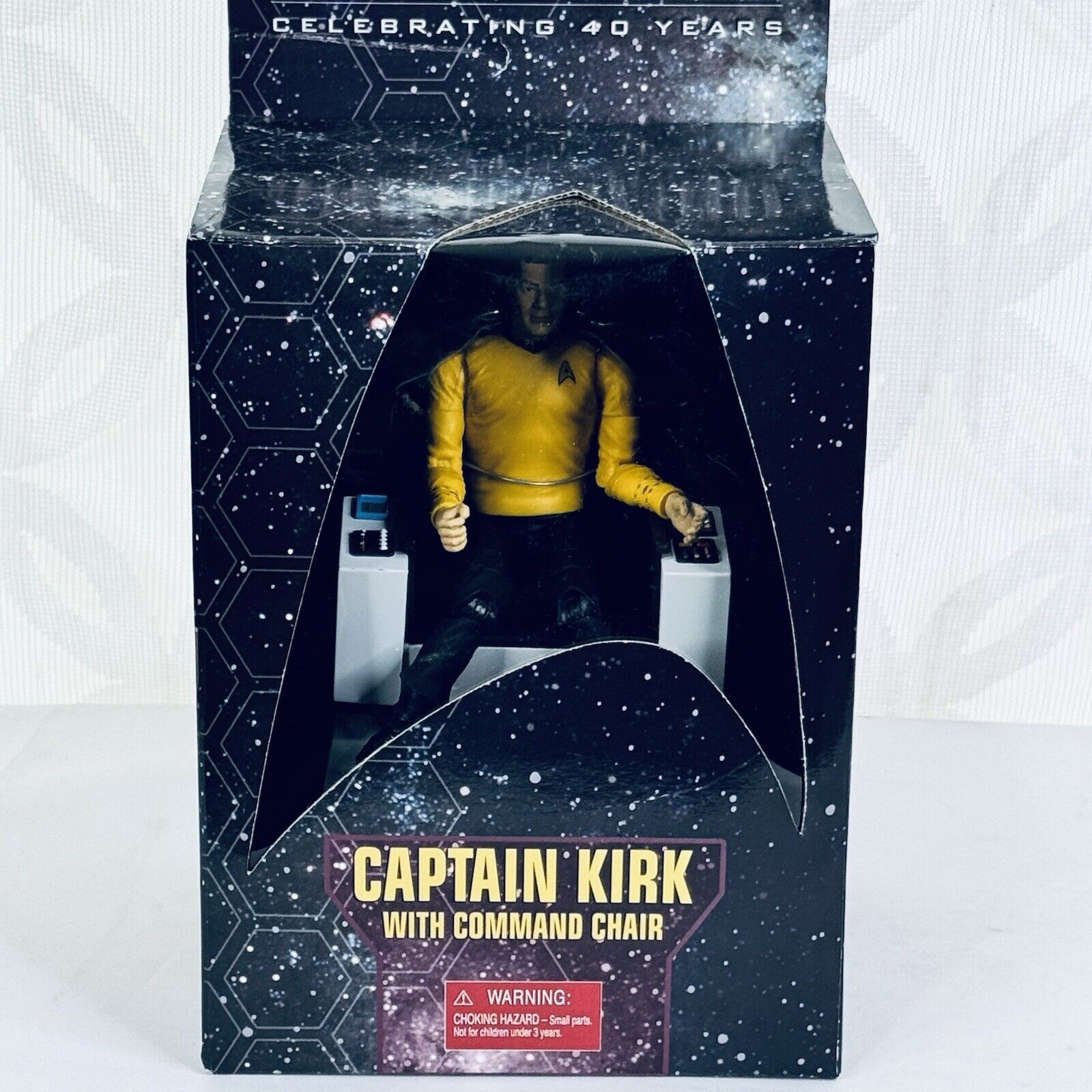 Star Trek Captain Kirk with Command Chair Diamond Select Art Asylum 40yrs