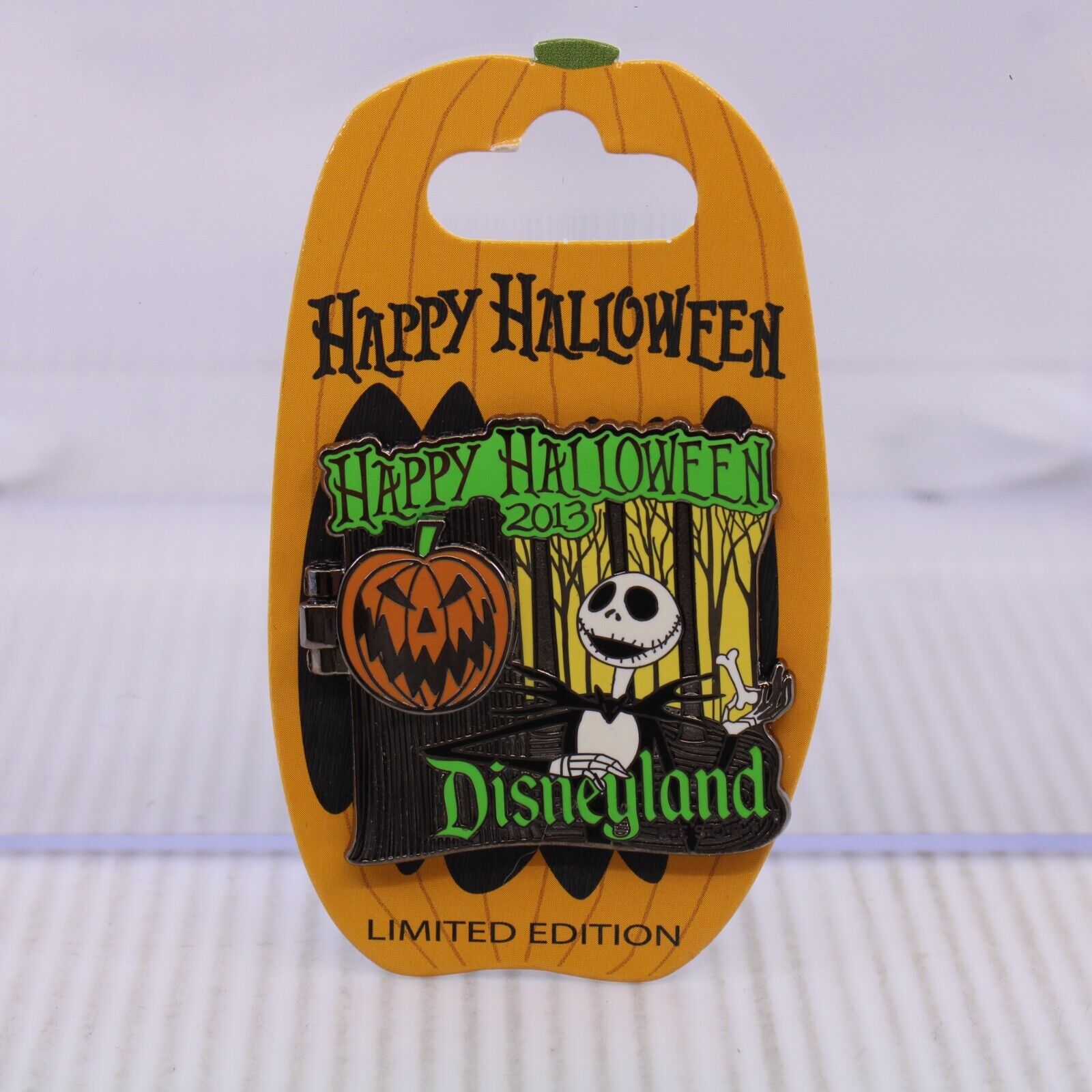 A4 Disney DLR LE 3000 Pin NBC Nightmare Jack Skellington Hinged Halloween 2013