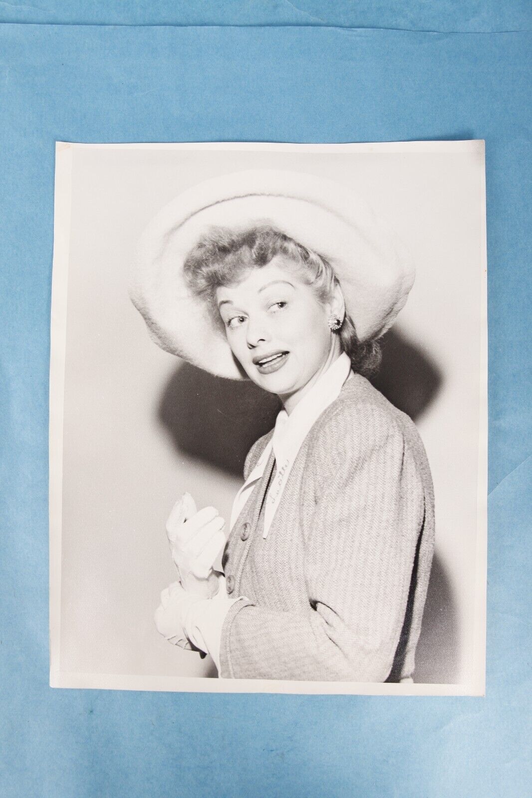 ORIGINAL 1940\'s LUCILLE BALL LARGE 11\