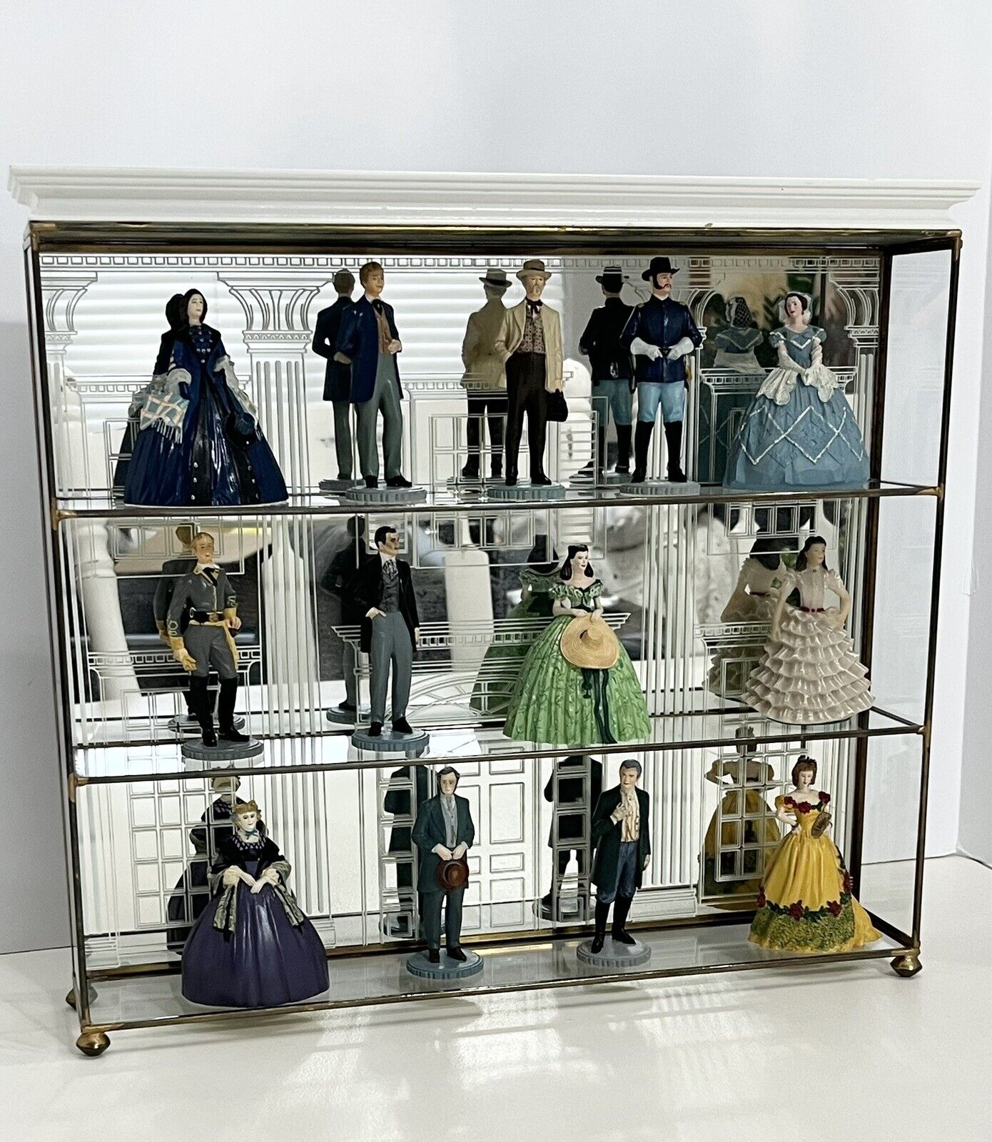 1990 Franklin Mint “Gone With the Wind” Collector 13 Figurine Set w/ Glass Tara