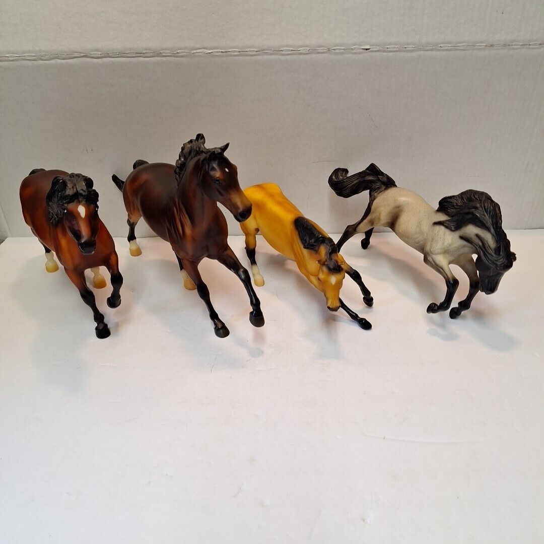 Vintage Breyer Horses Lot Of 4 (T3)