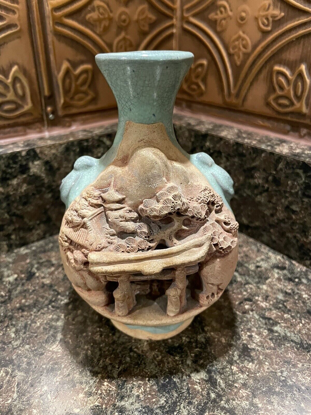 Vintage '40s Japanese Banko Marked 3D Relief HandCarved, Sculpted Vase Beautiful