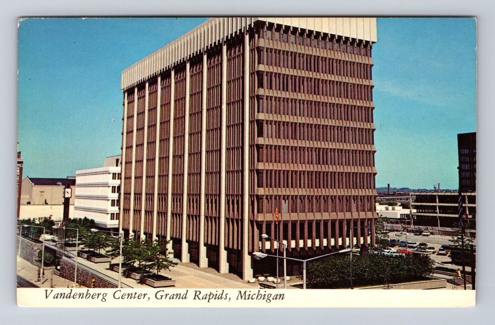 Grand Rapids MI-Michigan, Vandenberg Center, Advertisement, Vintage Postcard