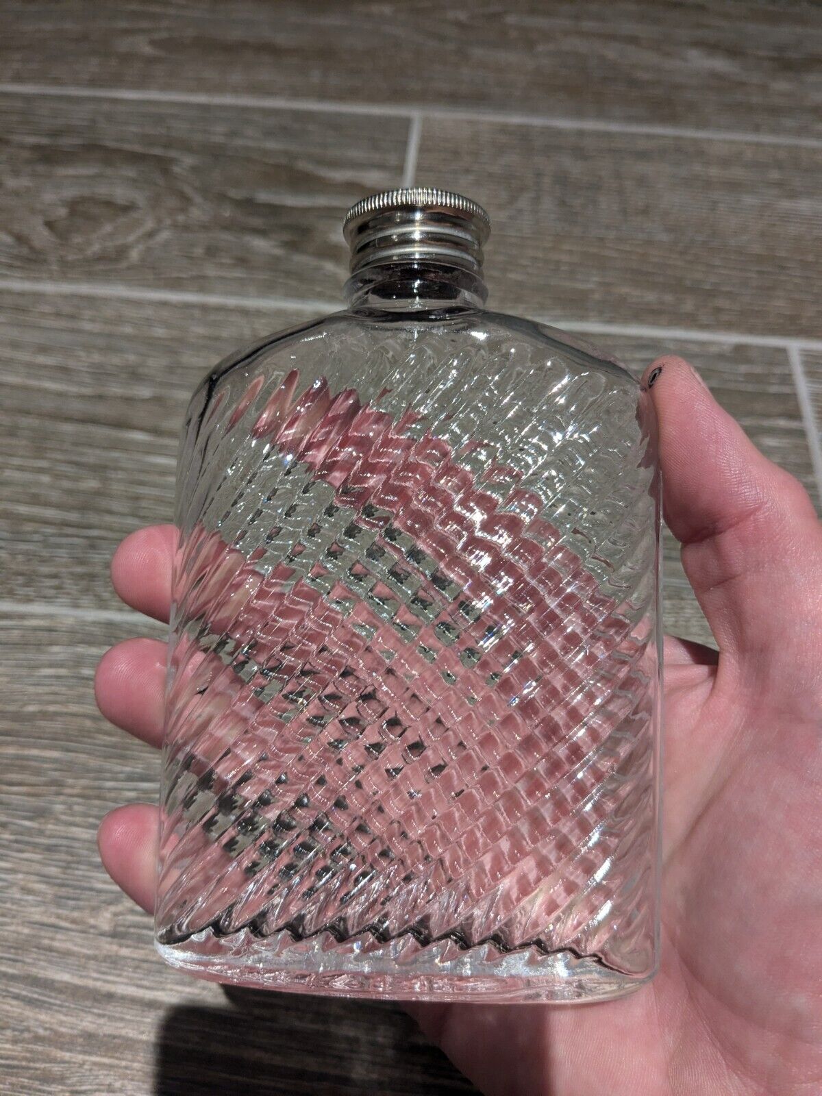 Vintage Universal Ribbed Curved Glass Hip Flask Pat'd Feb 8, 1927 Screw Top 