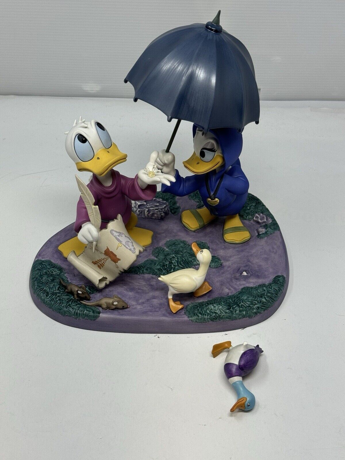 WDCC Disney Donald & Daisy 
