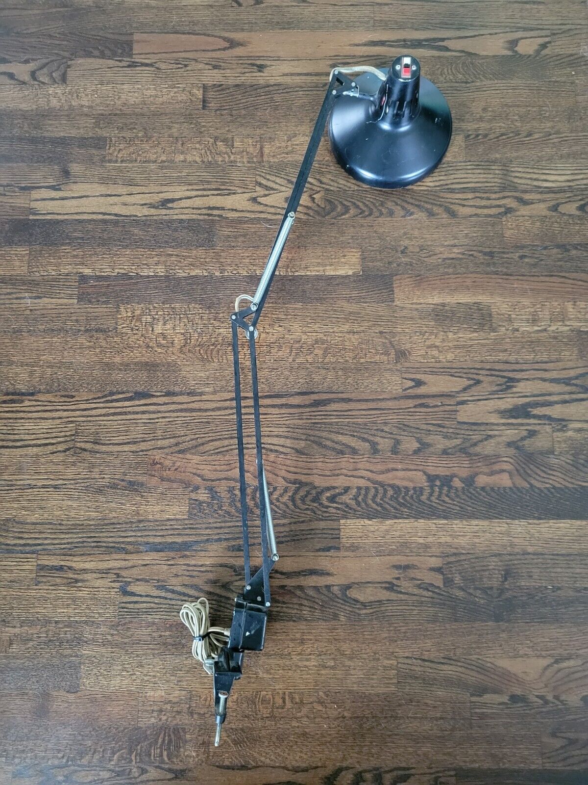 LUXO Color-Correct Vintage Dual-Light Task Lamp Articulated Arm with Clamp