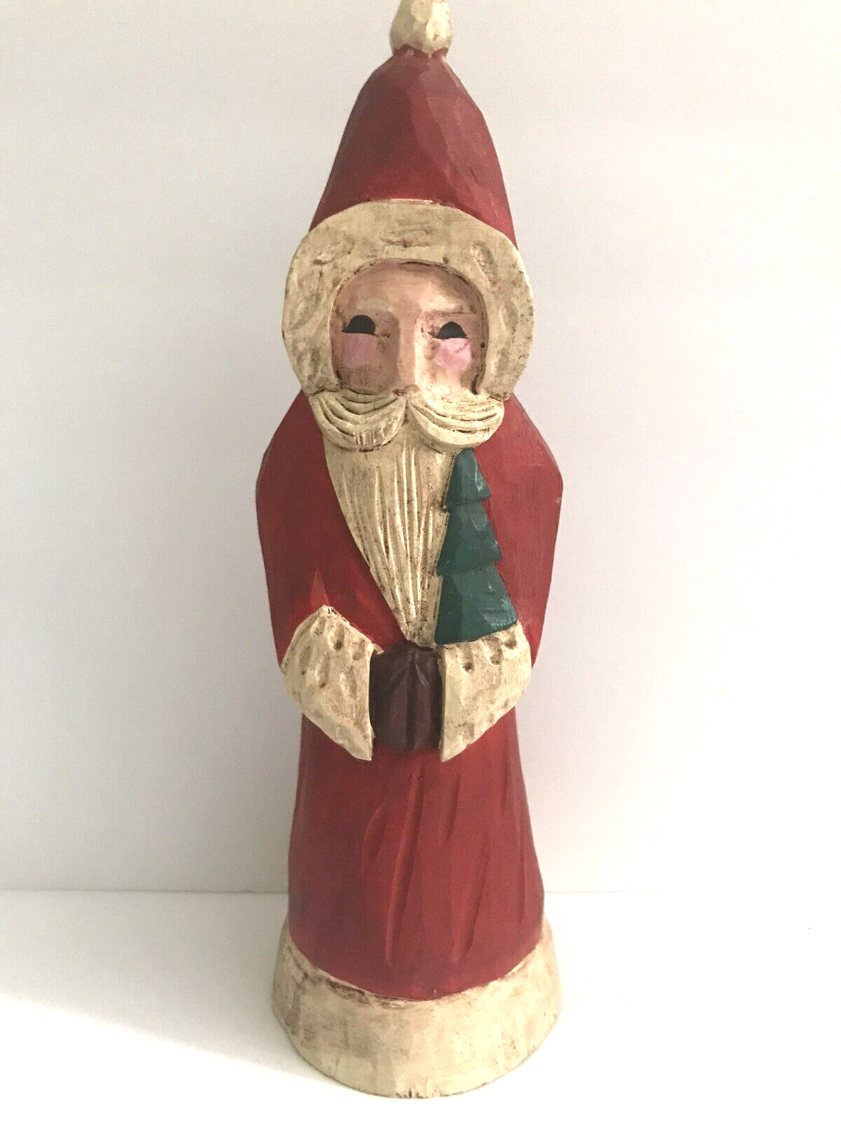 MIDWEST OF CANNON FALLS WOOD PRIMITIVE SANTA CLAUS HOLDING TREE 12