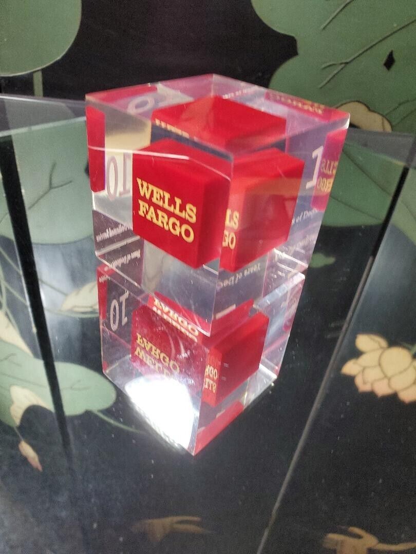 Wells Fargo 10 Years of Service Award 2.5 Inch Lucite Cube Paperweight