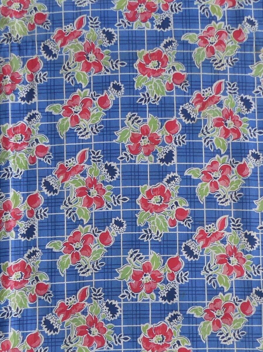 5 yards Vintage 1930s 40s Red Flowers Blue Background Cotton Fabric 35