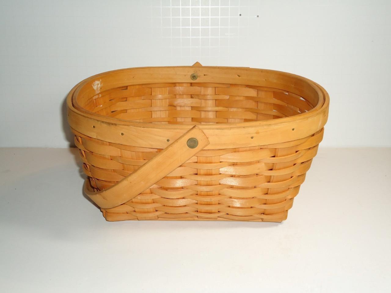 VINTAGE COUNTRY WOVEN COLLECTION GRAND HANDLE WOVEN BASKET 5