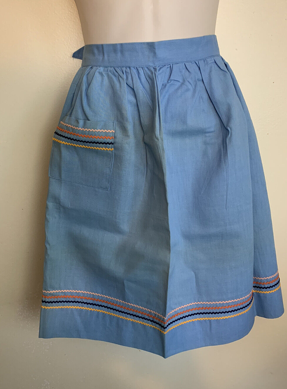 Vintage Half-Apron Blue with pink blue yellow rick rack trim pocket
