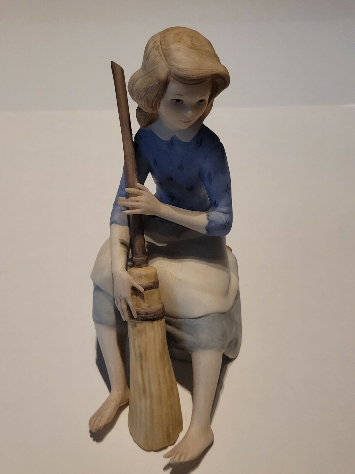 Vintage Cybis Porcelain Figurine Cinderella Before The Ball Girl With Broom Rare