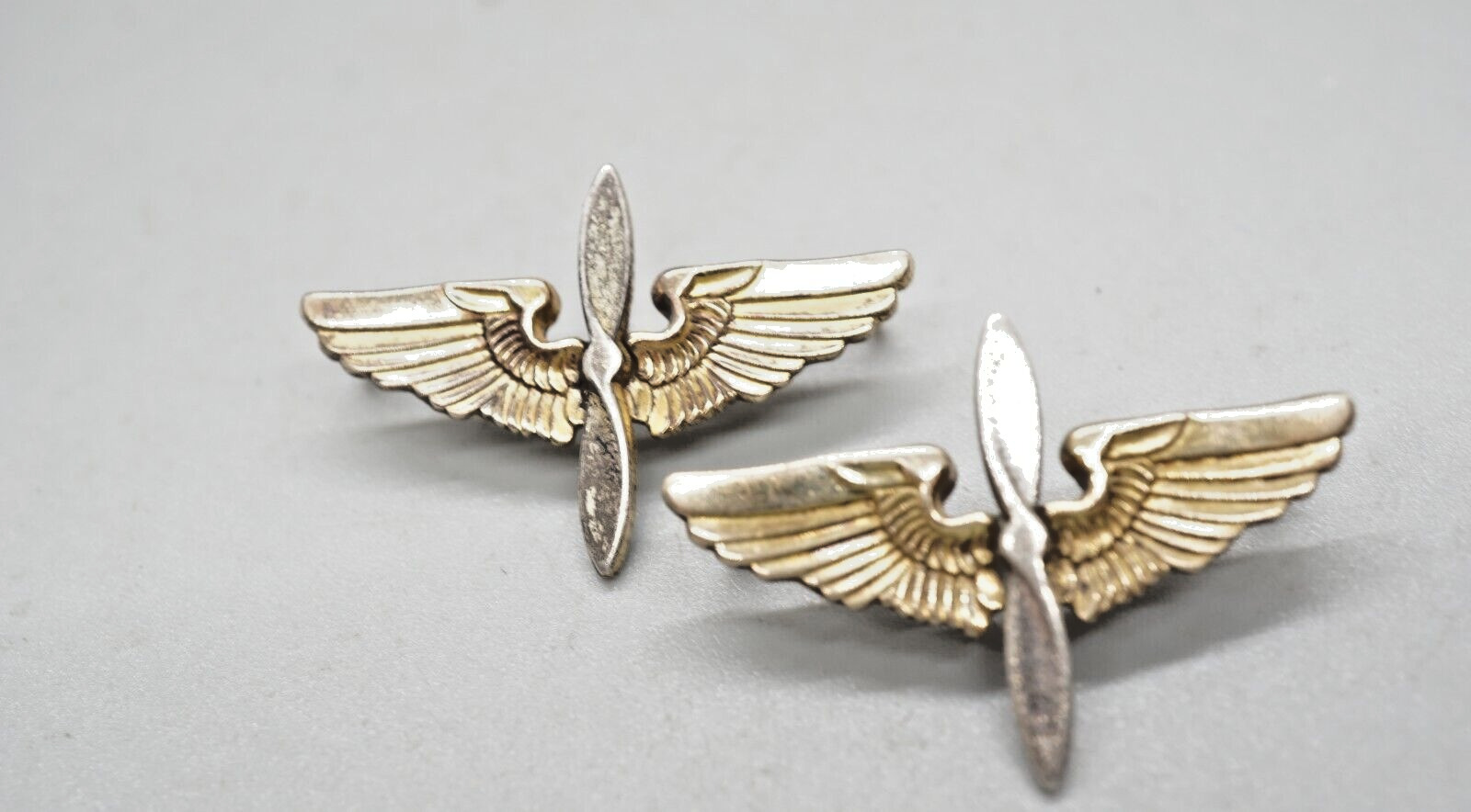WWII 1/20 10K Gold Army Air Forces Pilot Wings Insignia Pins Set by Smilo