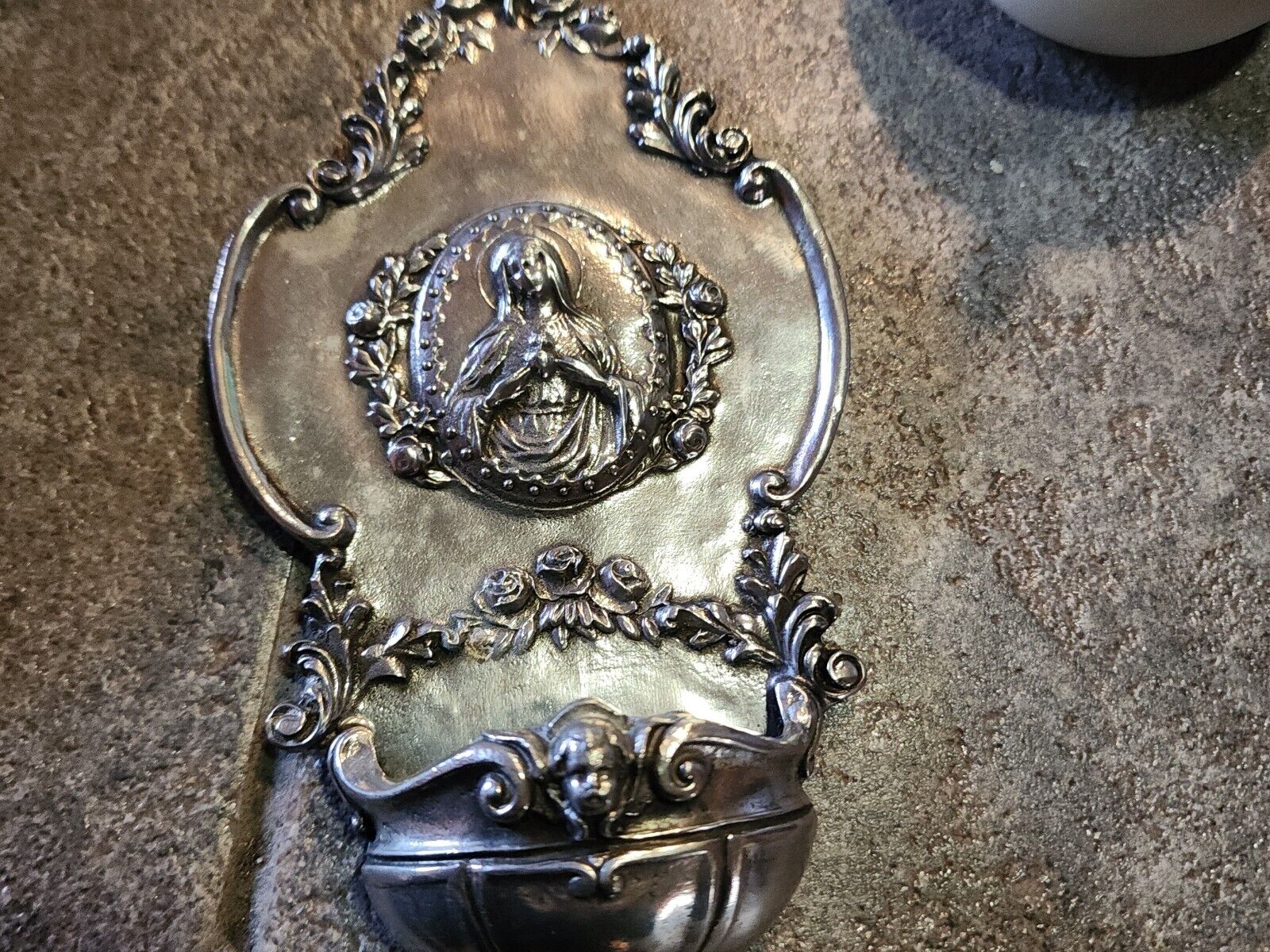 ANTIQUE PEWTER HOLY WATER FONT WALL PLAQUE OF OUR HOLY LADY MOTHER MARY-7.25”