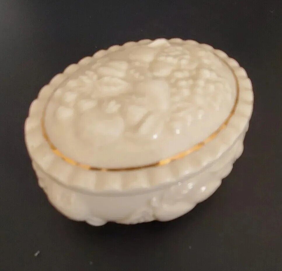 Lenox Porcelain FRUITS OF LIFE 1998 Oval Trinket Box Ivory Gold Trim Vintage 3\
