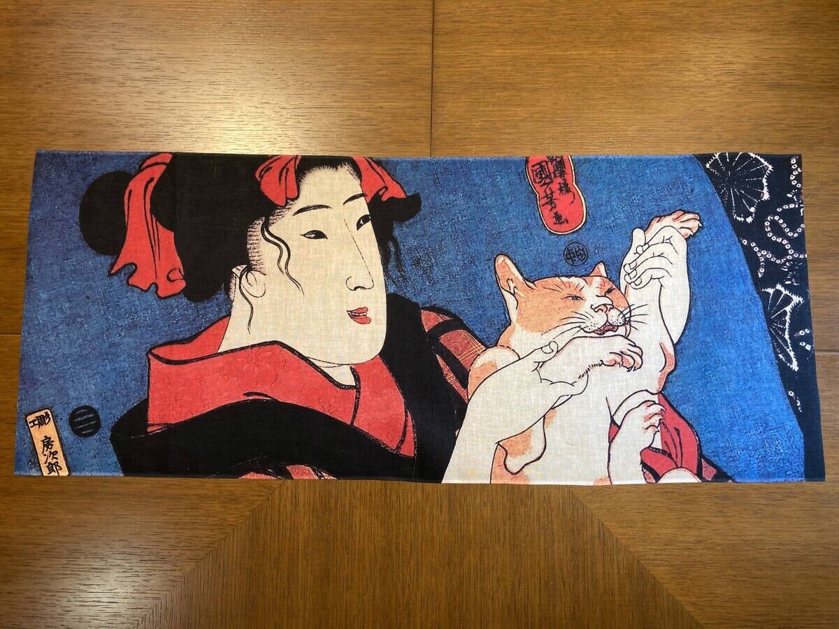 Kuniyoshi Utagawa Beauty & Cat Tenugui Towel 29 x 13.7