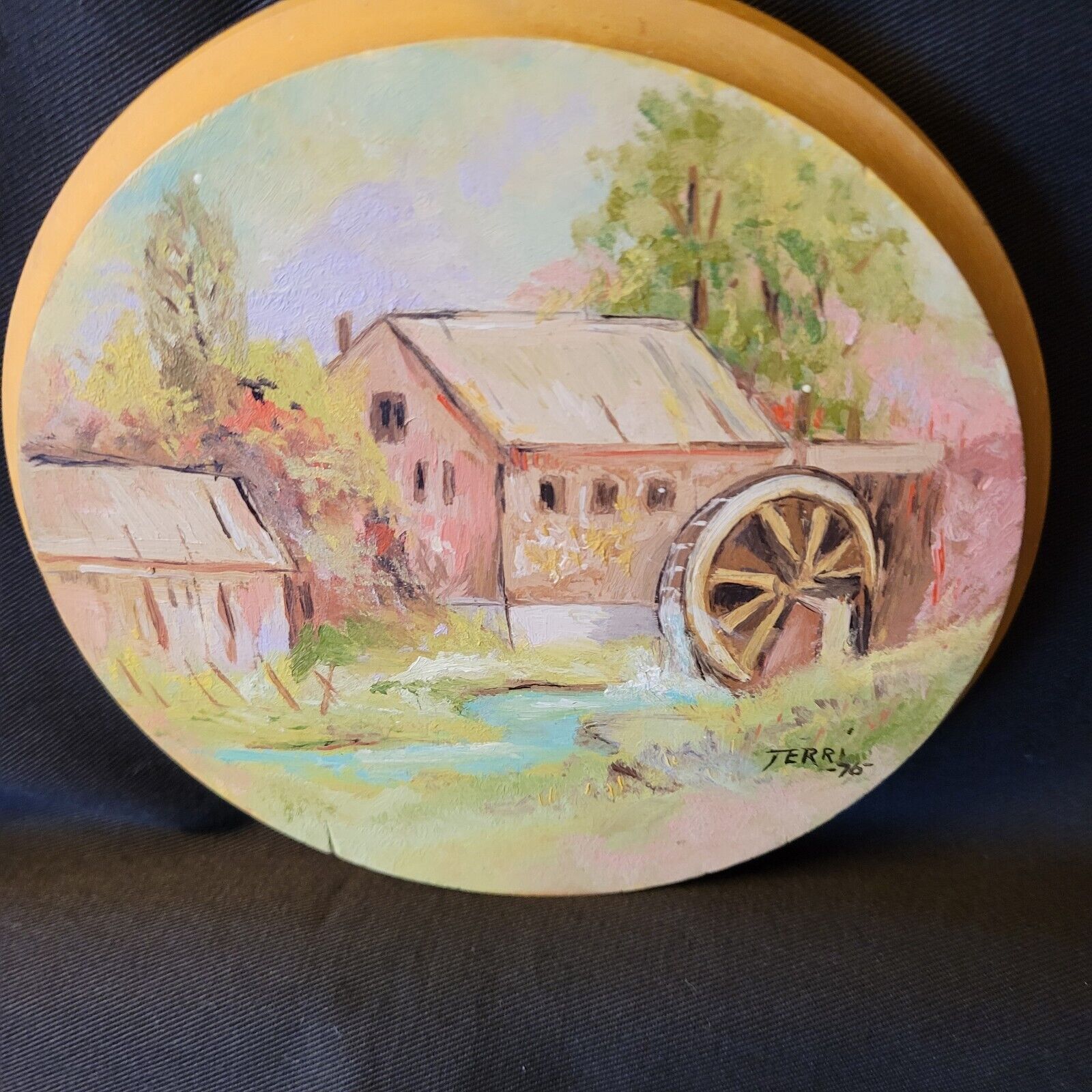 VINTAGE HAND PAINTED SIGNED ROUND PLAQUE WITH WATERWHEEL 6 INCH ROUND