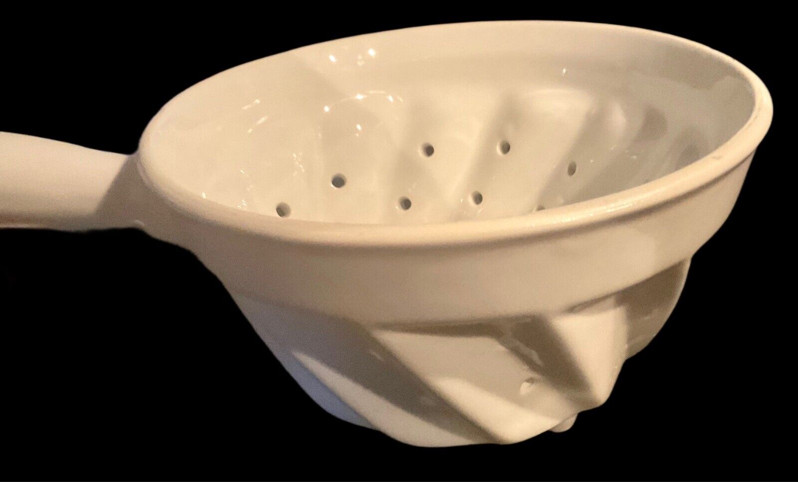 Ceramic Footed Berry Strainer Colander With Handle Vintage-