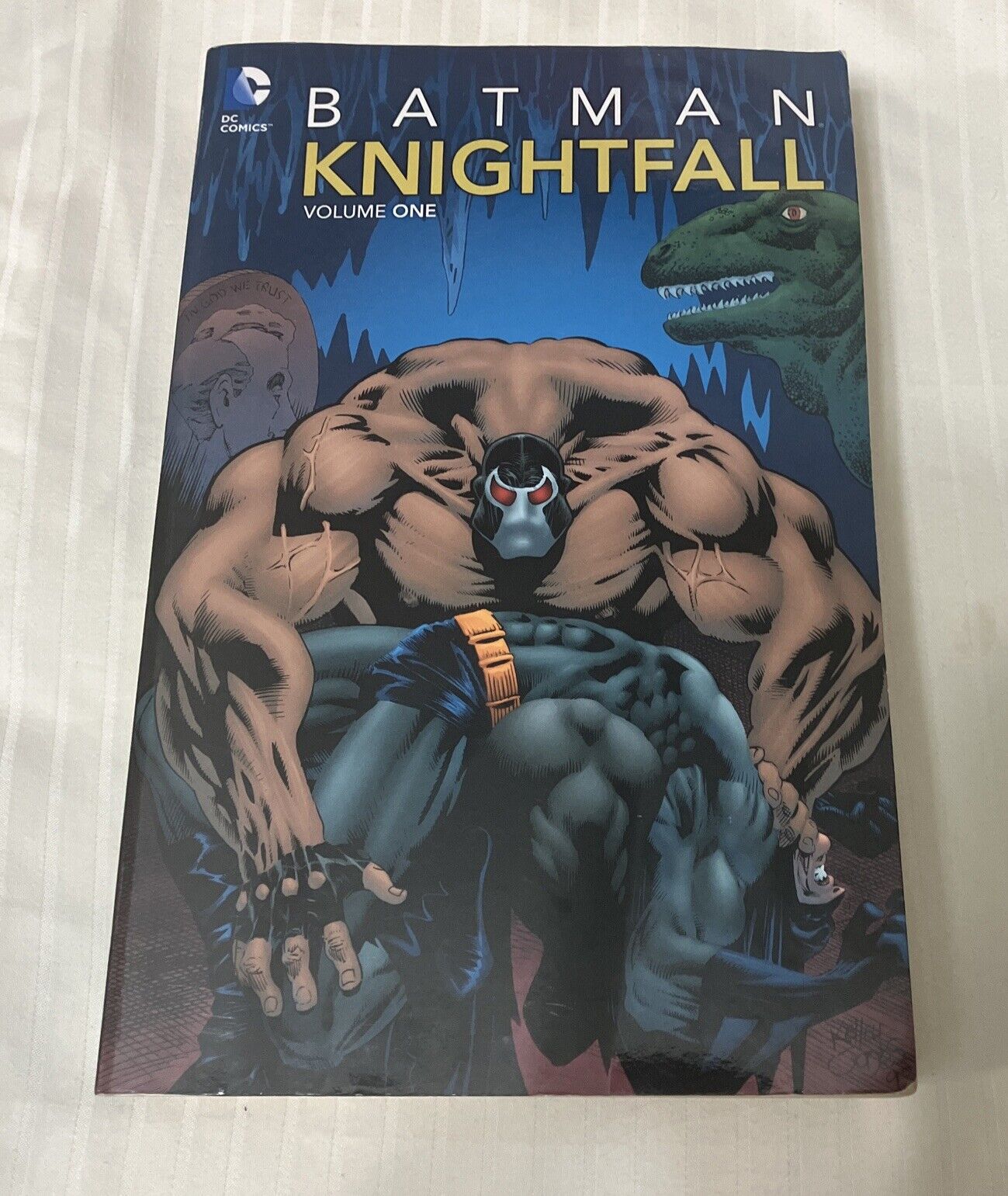 Batman: Knightfall Vol. 1 by D. C. Comics (2012, Trade Paperback)