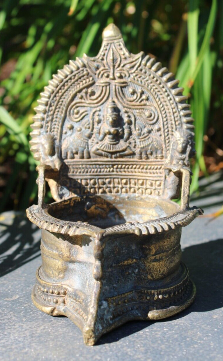 Vintage Indian Hindu Cast Bronze Brass Oil Lamp DEEPAK DIYA