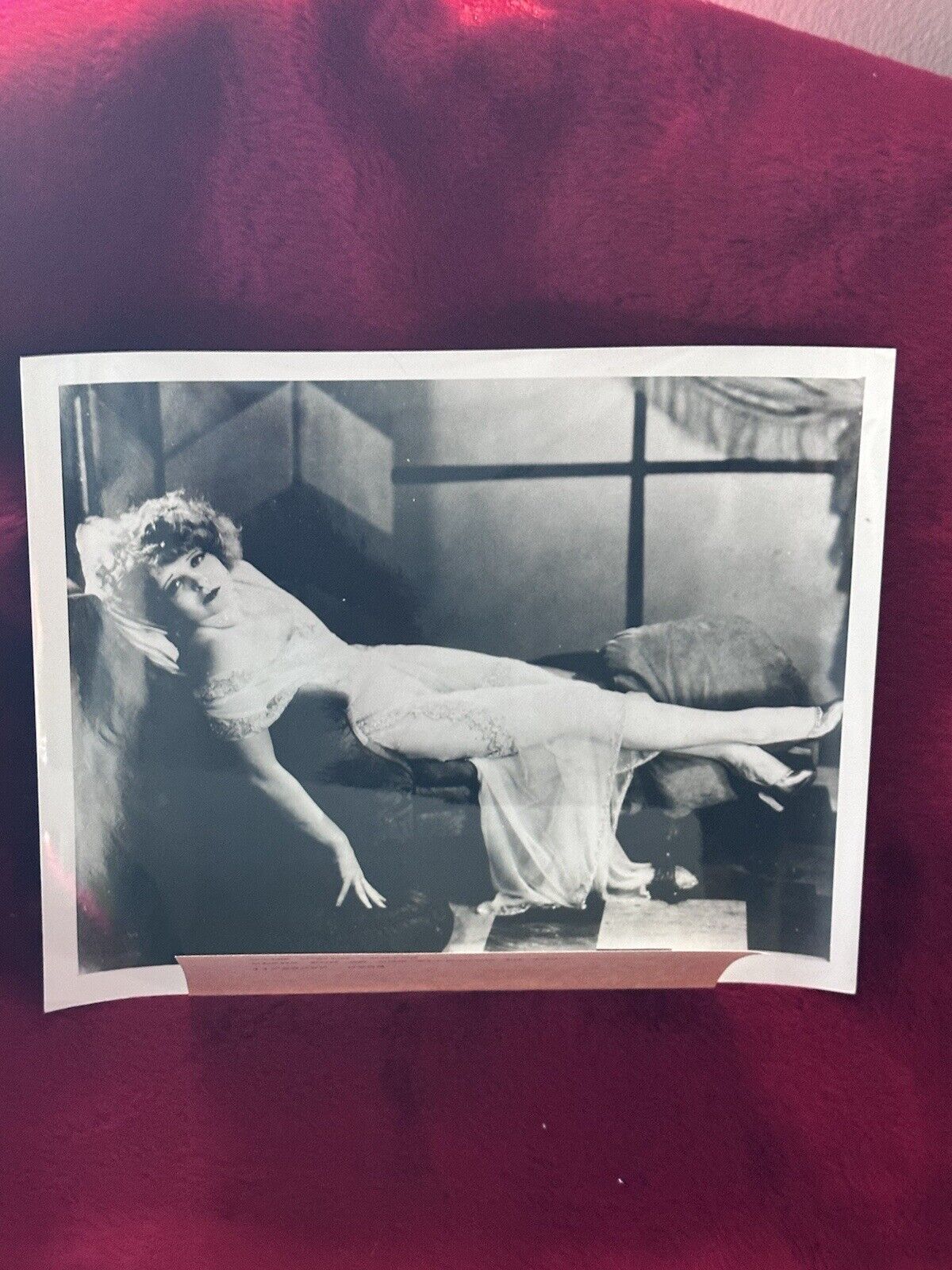 Rare Original Actress CLARA BOW alluring pose Press Photograph