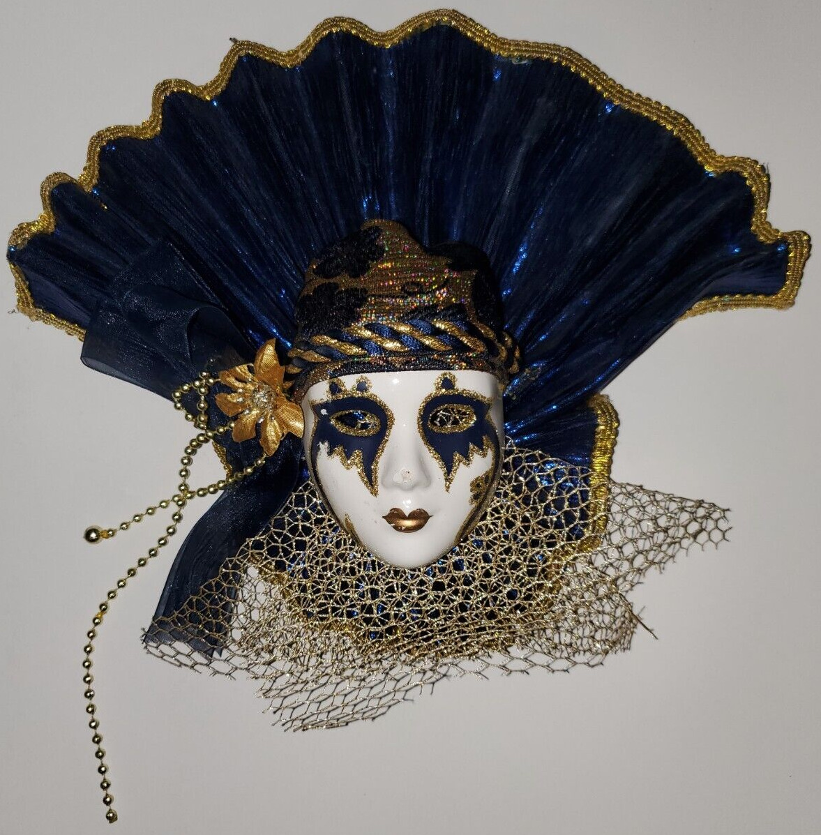 VTG Timeless Treasures Dolomite Mask Collection Clown Mardi Gras Retro Blue Gold