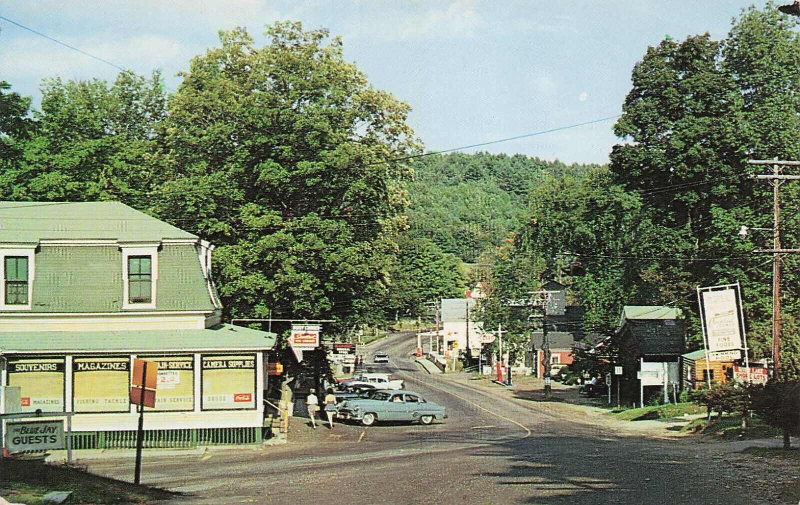 Alton Bay New Hampshire NH Main Street 1960s Lake Winnipesaukee Vtg Postcard E31