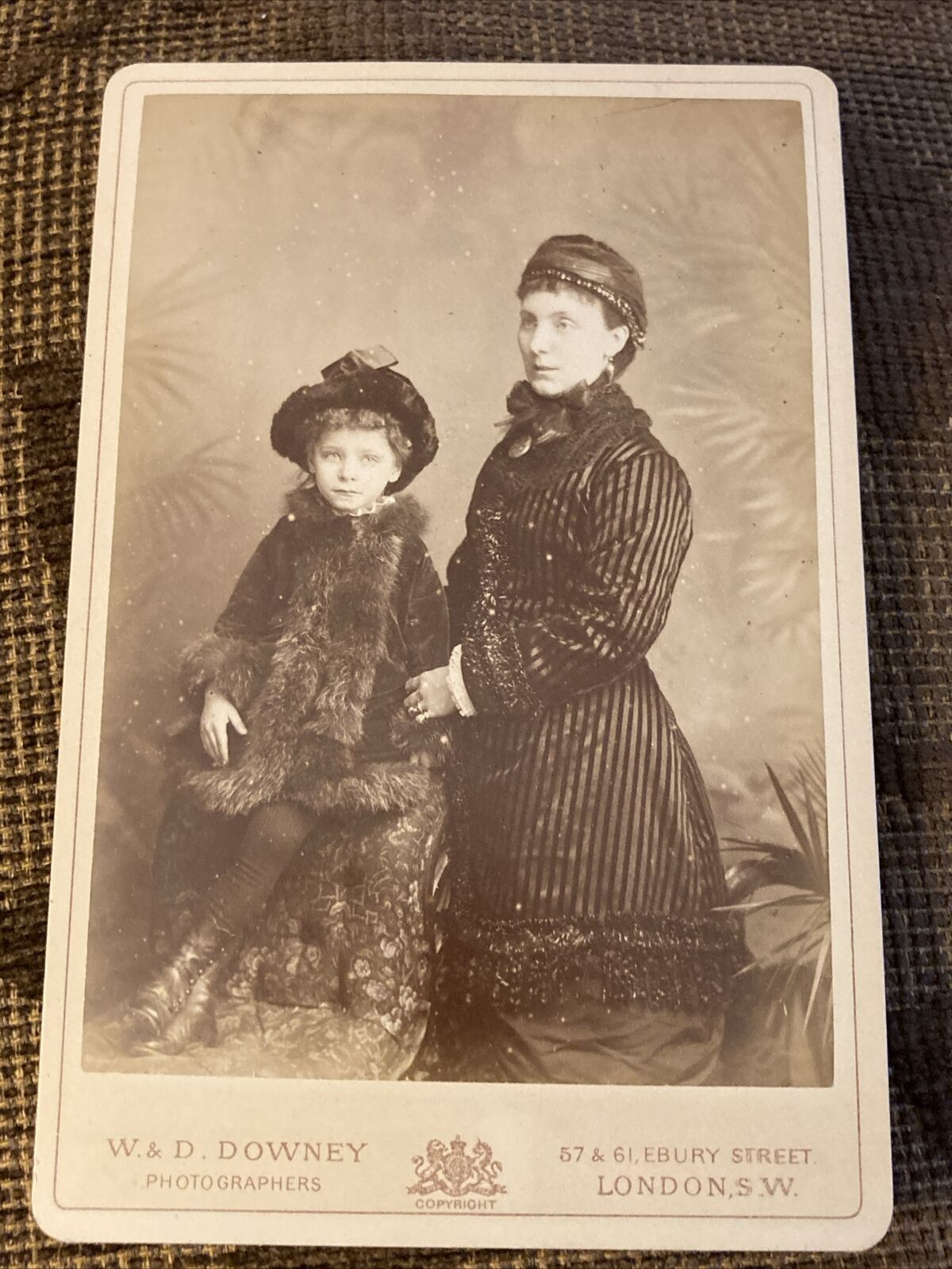 Victorian Cabinet Card Photo Woman w/ Child - W&D Downey, London