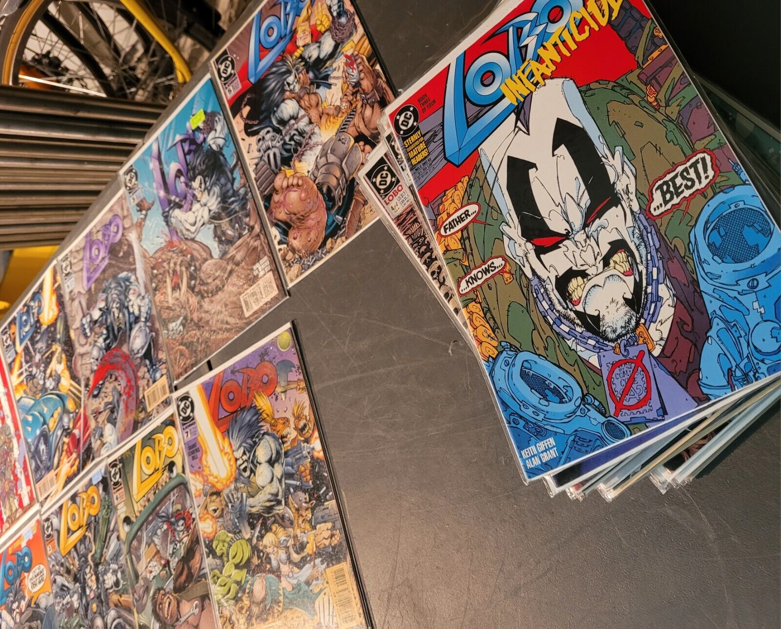 DC Comics (Lobo) Comic Books Lot Of 30 (1993-98)