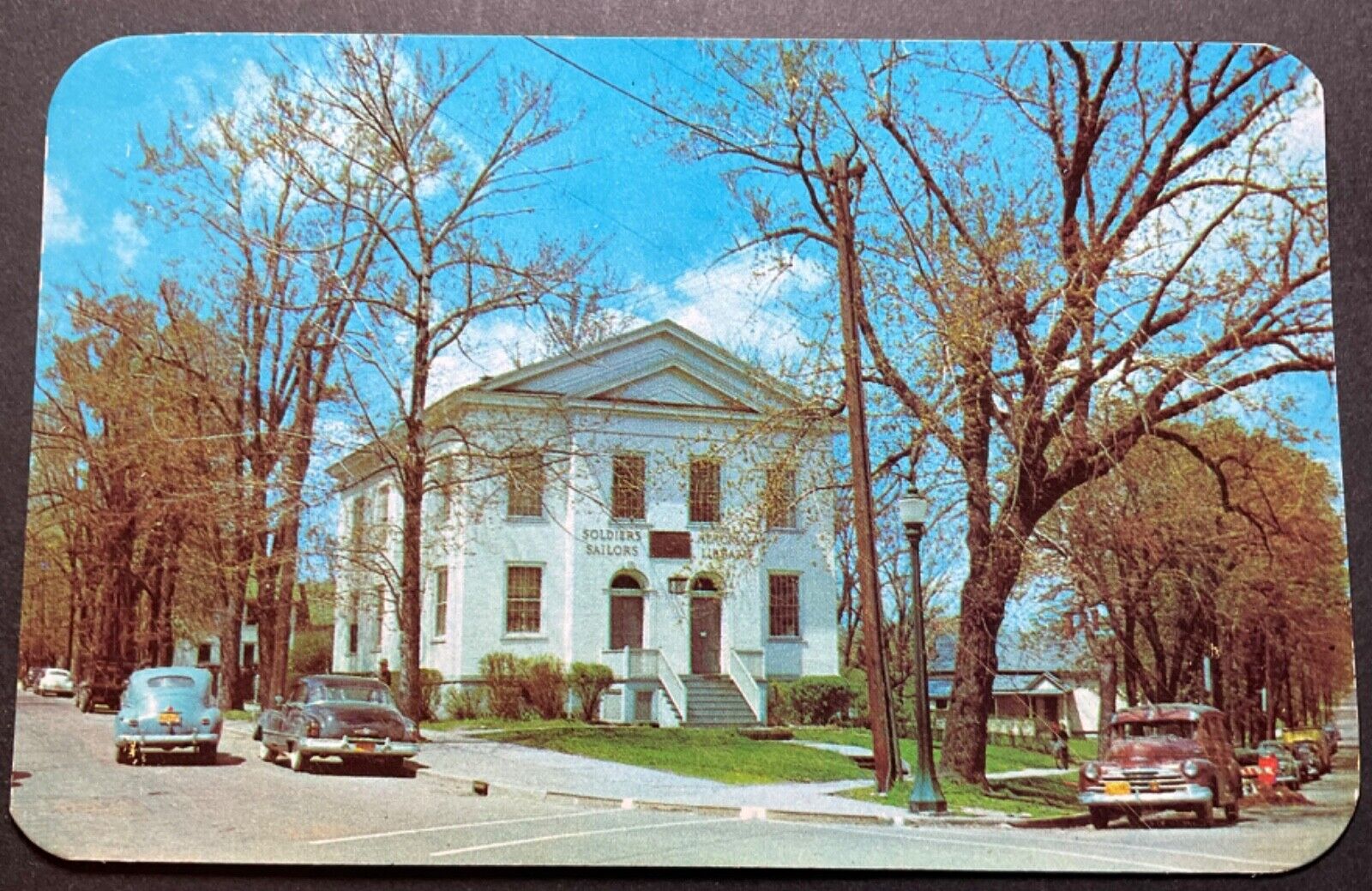 Geneva New York NY Postcard Soldier and Sailors Memorial Library Building