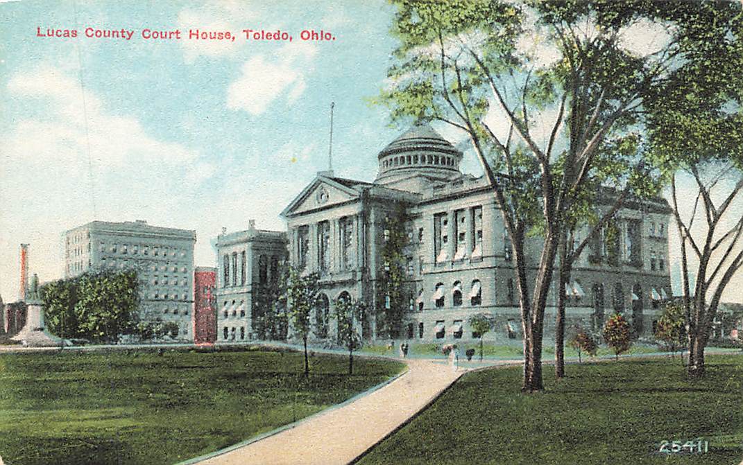 c1910 Lucas County Court House People Toledo Ohio OH P440 A