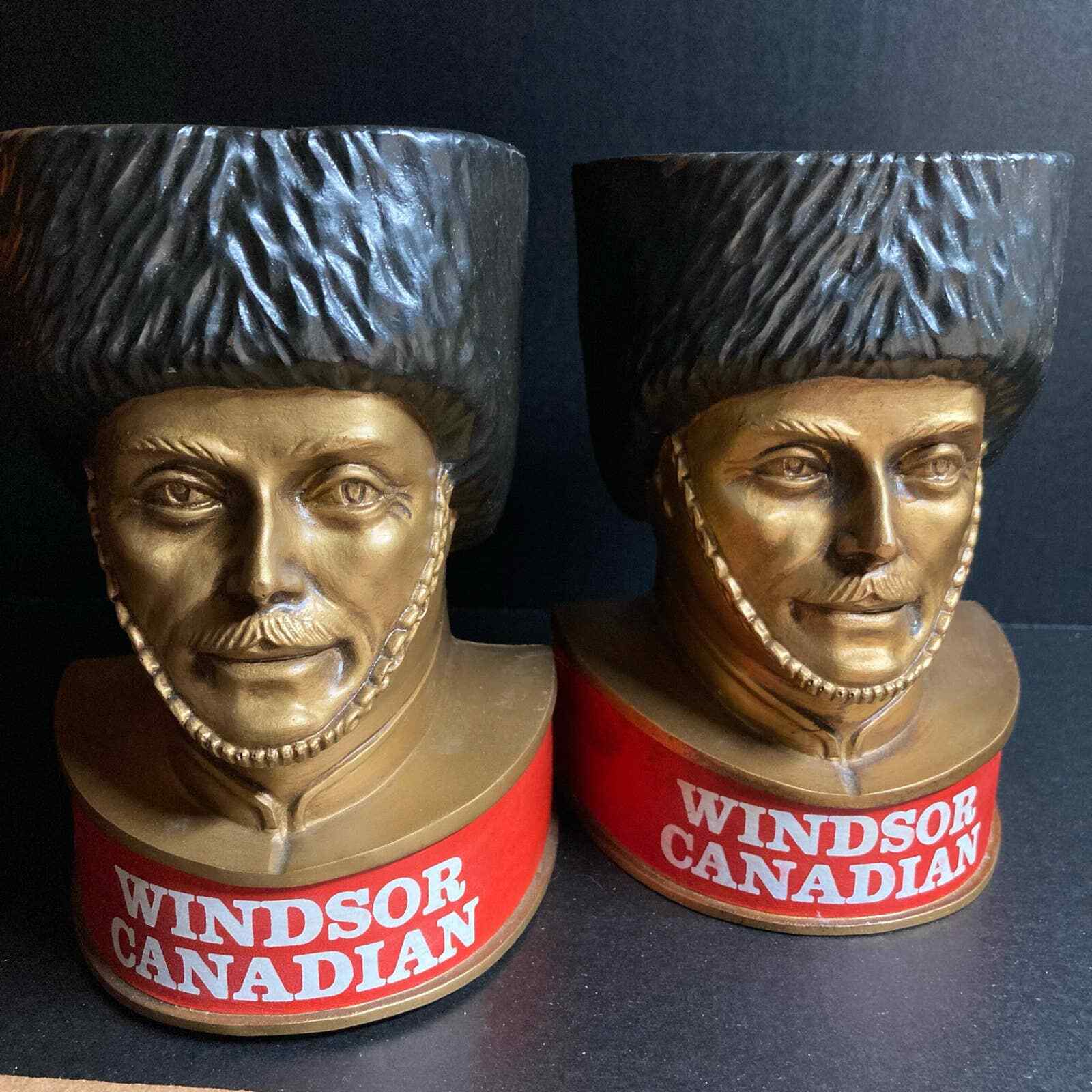 Windsor Canadian Whisky Guard Soldier 2 Bottle Stands. Pre-Owned See Photos