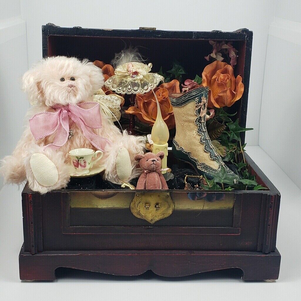 Vintage Lighted Chest Handpainted Treasure Chest, Bears, Flowers, Jewelry, Shoe