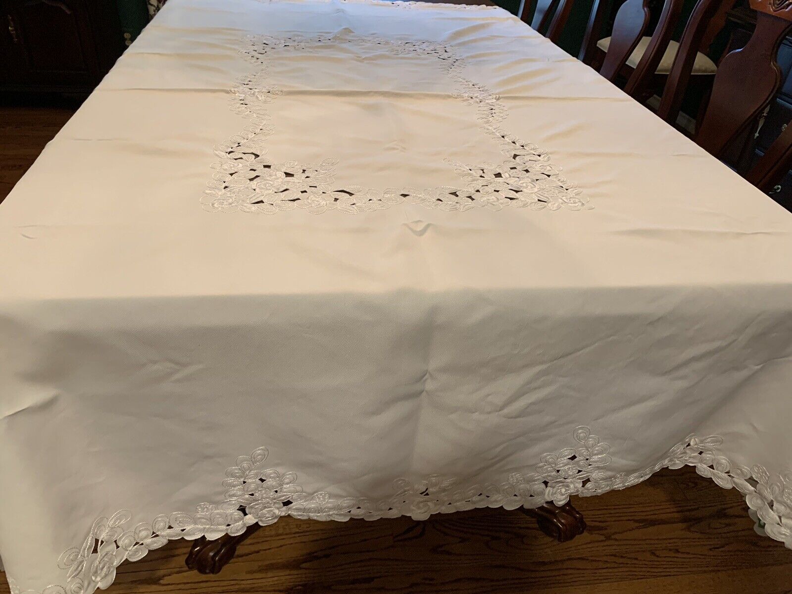Vintage pre-loved elegant white embroidered, cutwork tablecloth  72 BY 85 size