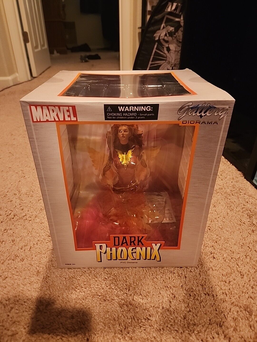 Marvel Diamond Select Toys PVC Gallery Diorama - Dark Phoenix - X-Men