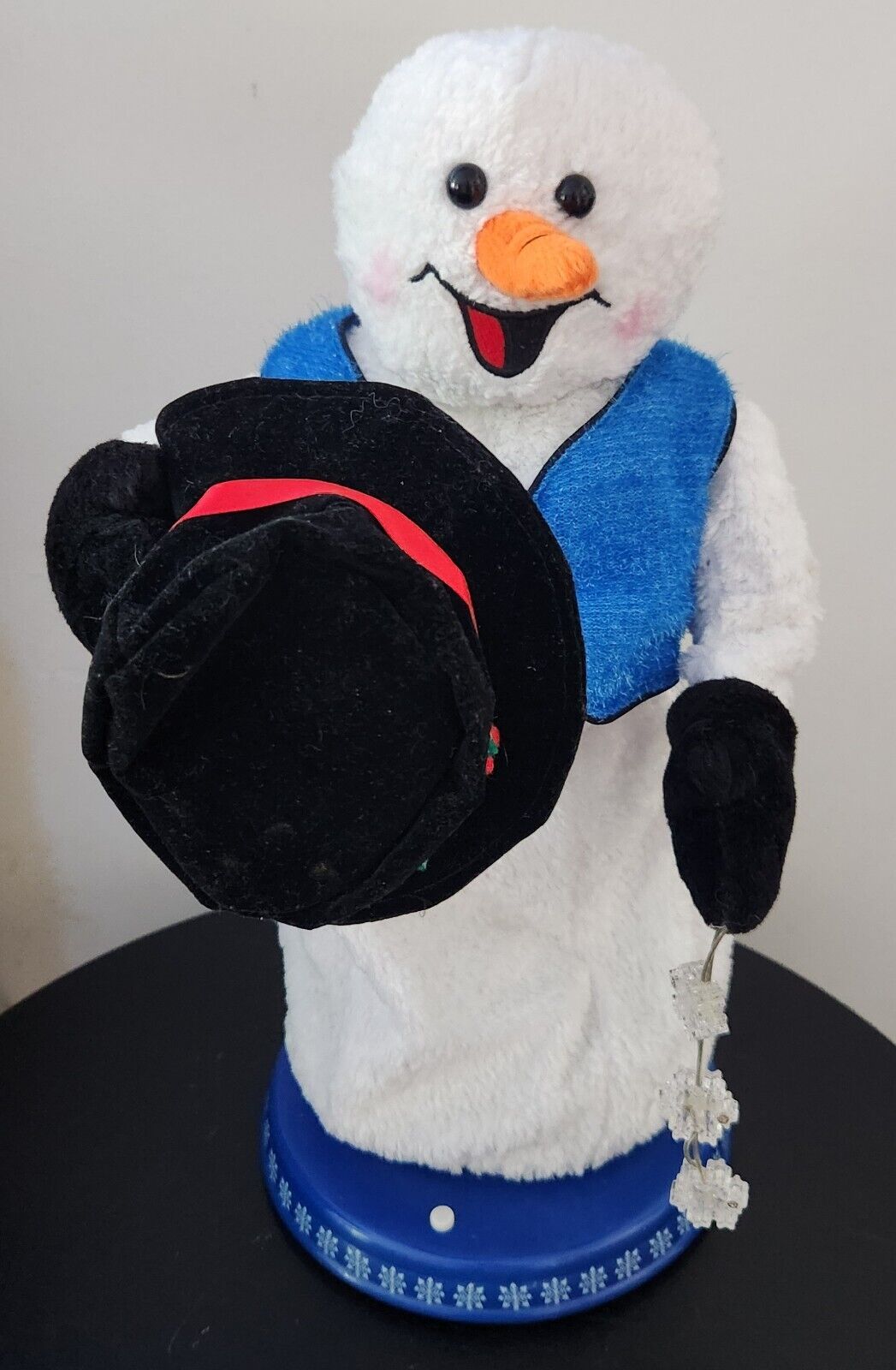 Gemmy Snowflake Snowman Animated Sings Snow Miser