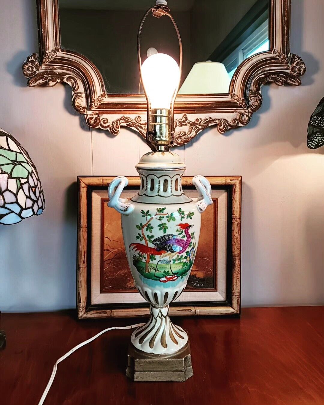 Vintage Hand Painted Chinoserie Double Handle Porcelain Urn Table Lamp 16\