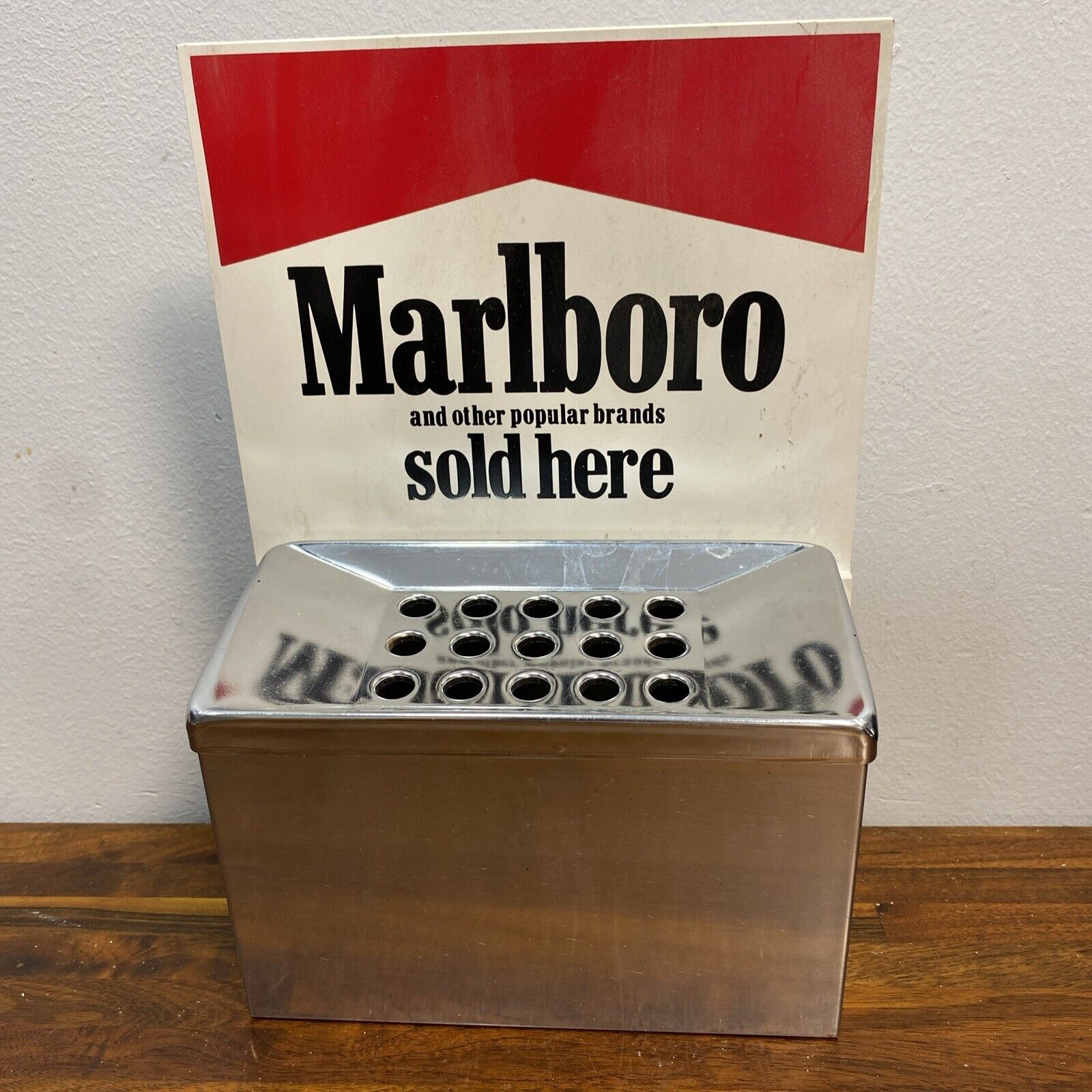 Vintage 1986 Marlboro Cigarette Advertising Metal Wall Mount Ashtray 10x7