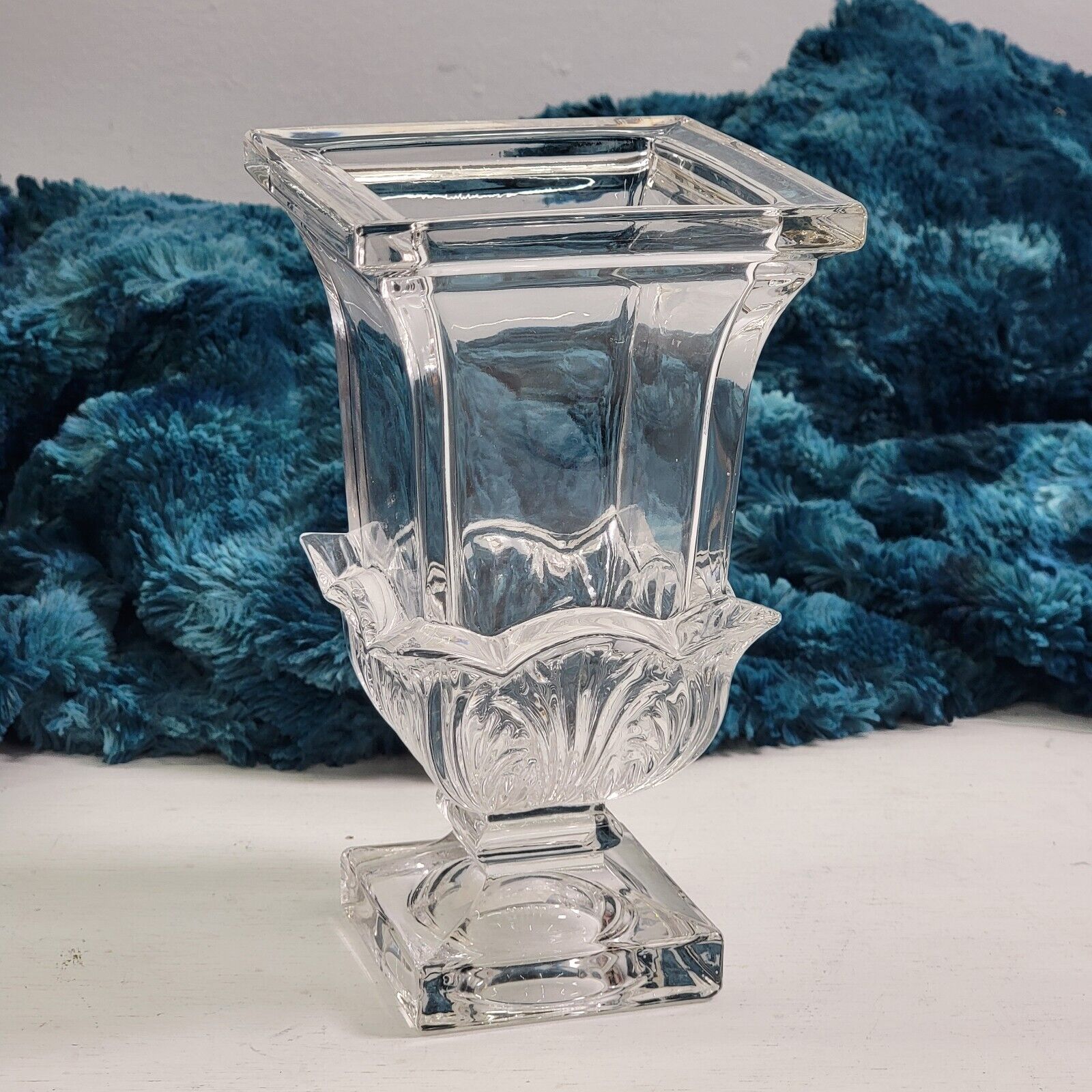 Shannon Godinger Crystal Art Deco Square Pedestal Heavy Vase 7 1/4