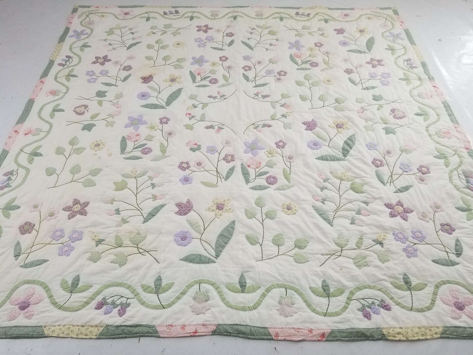 Vintage Feed Sack Pastel Floral Applique Work  Quilt Limited Edition 84x84 in