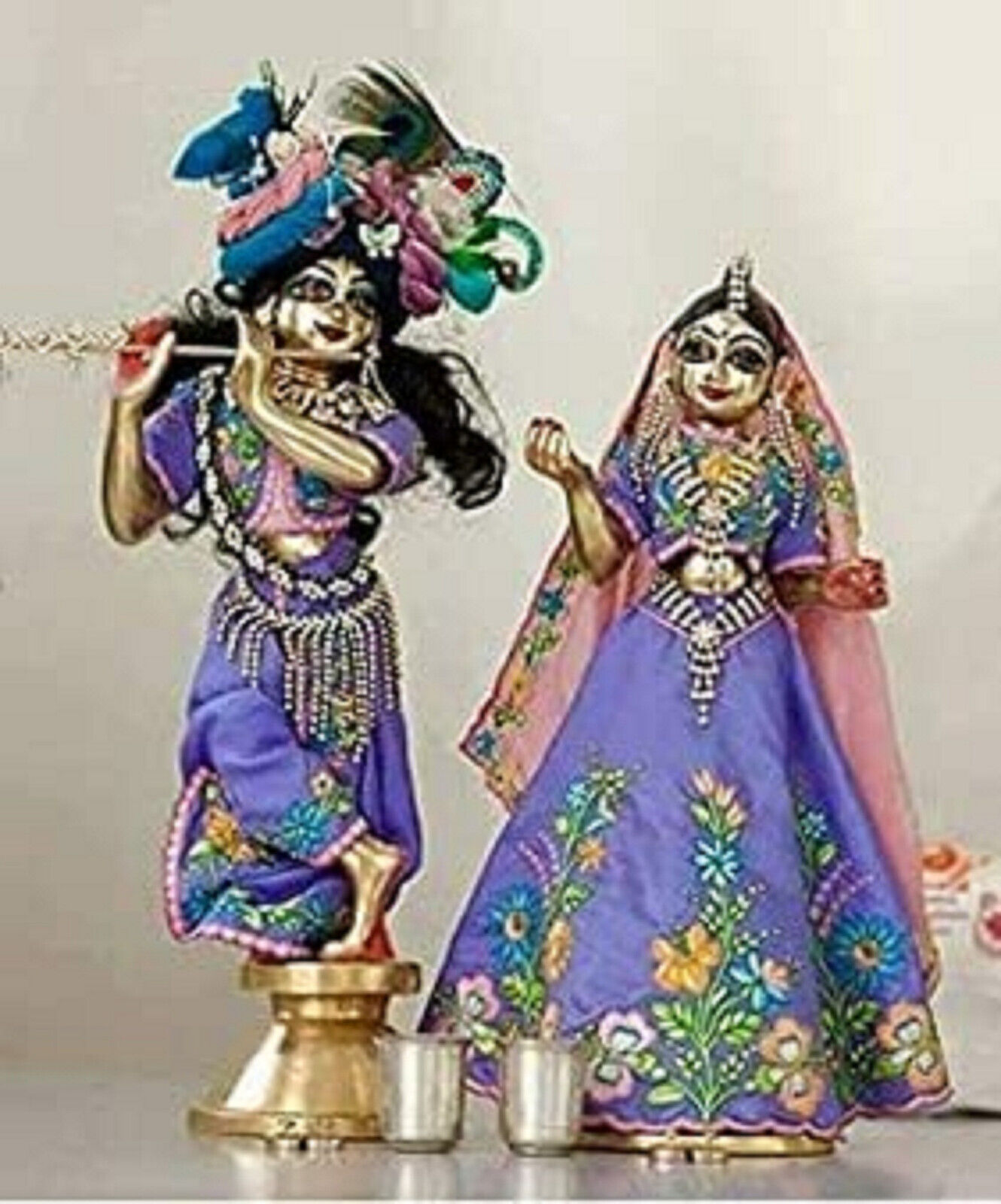 Shri Radha Krishna Idol with Complete Sringar; That Include 3 Set Dress, Crown